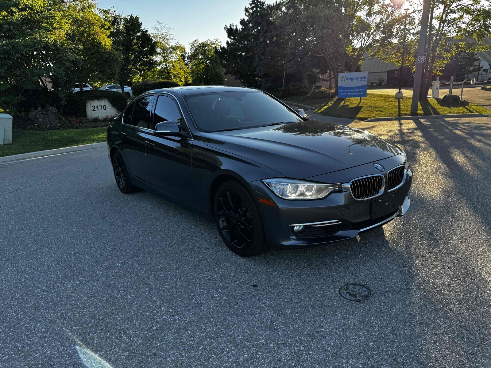 BMW 328i