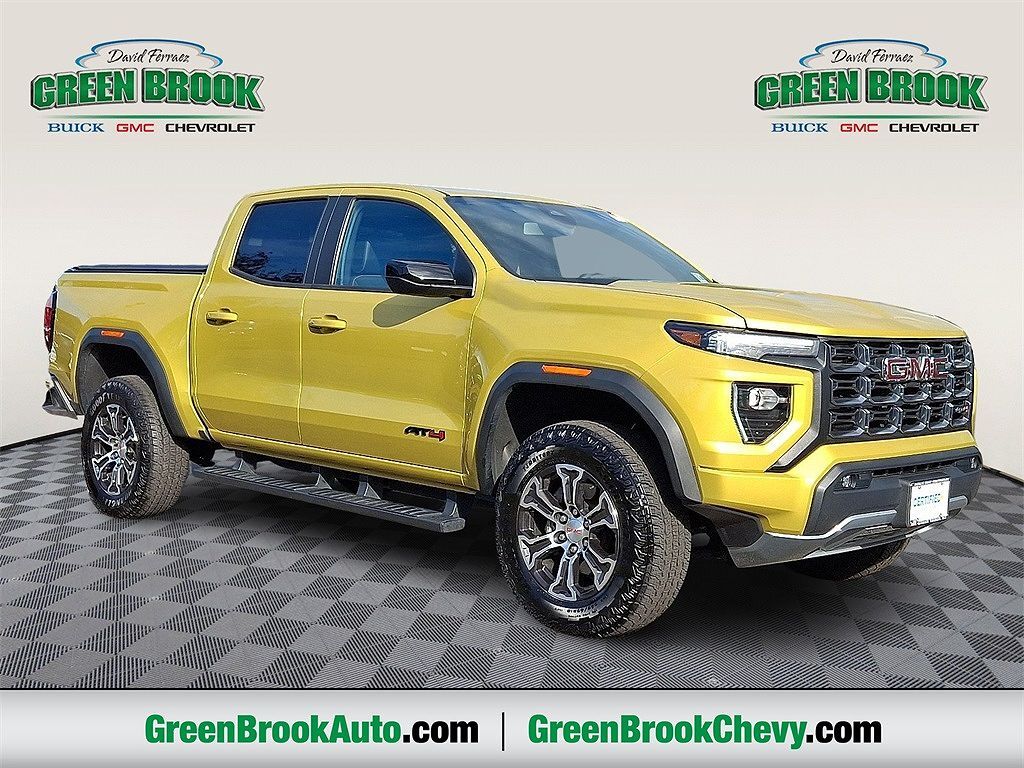 2023 GMC Canyon