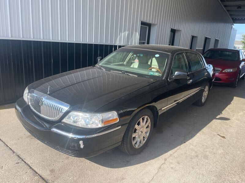 Lincoln Town Car