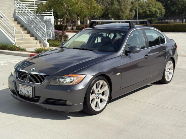 BMW 330i