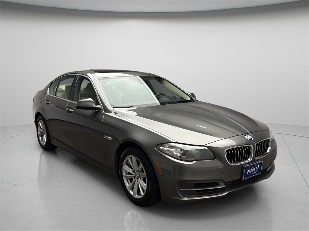 BMW 528i