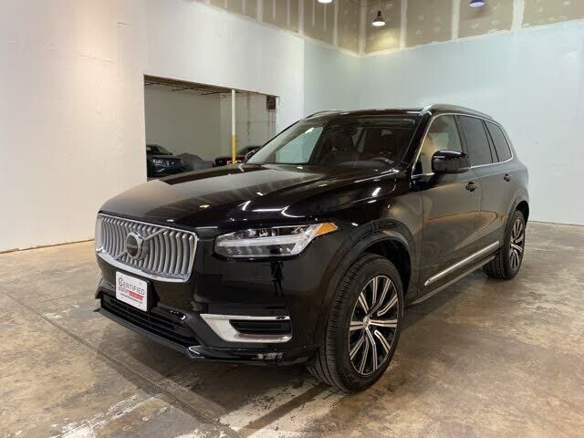 2025 VOLVO XC90