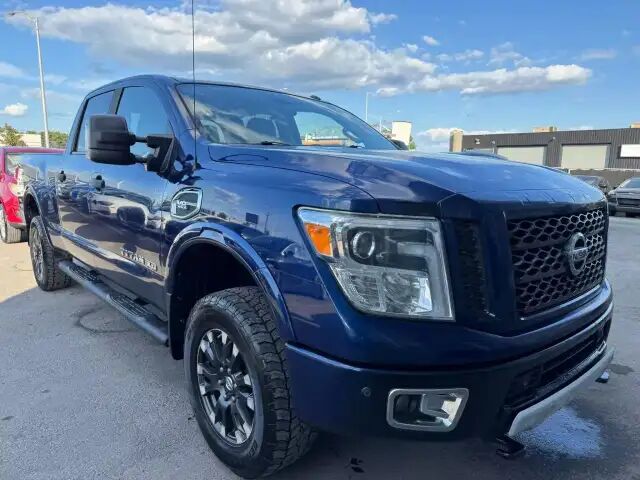 Nissan Titan