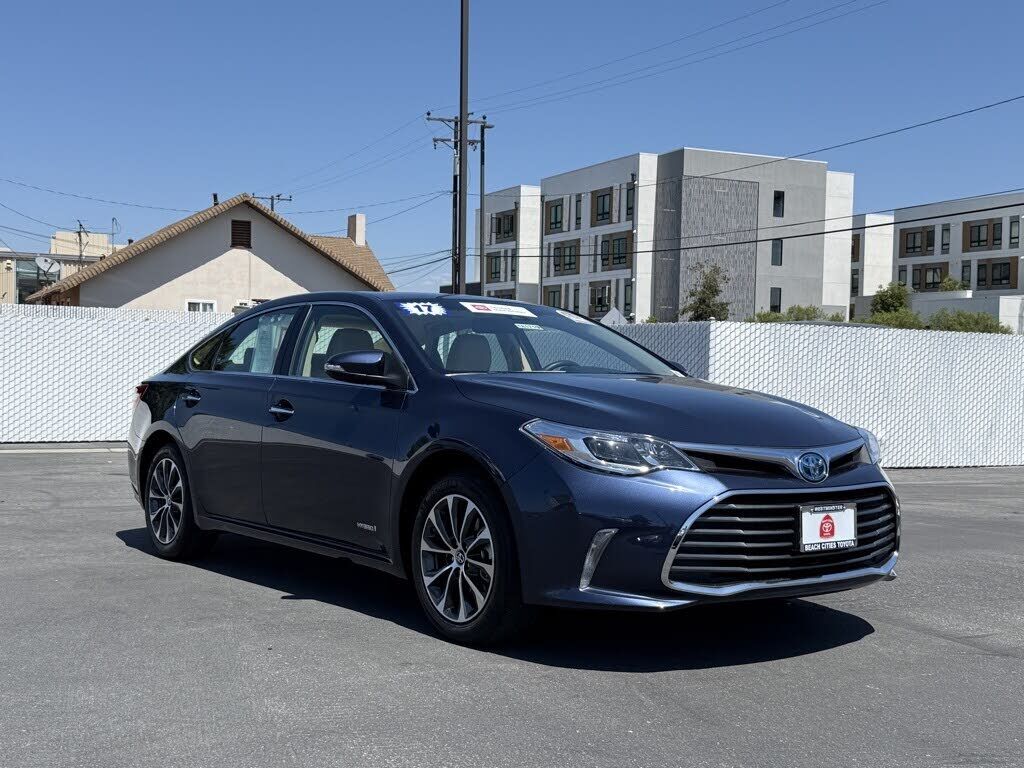 Toyota Avalon