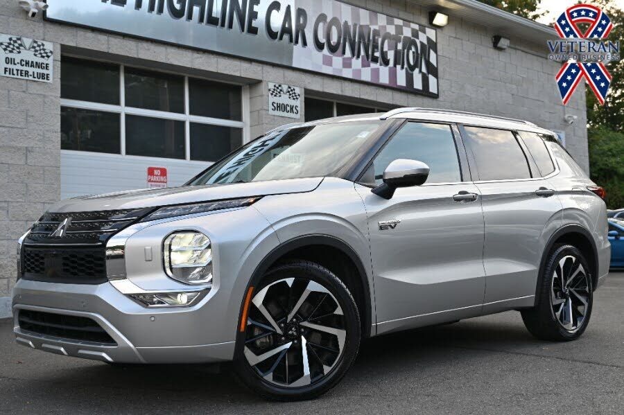 2023 MITSUBISHI Outlander