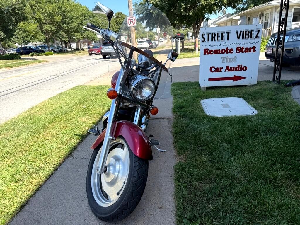 2004 HONDA VT1100C2