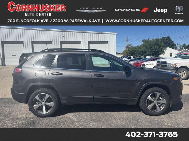 2022 JEEP Cherokee