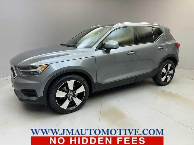 2019 VOLVO XC40