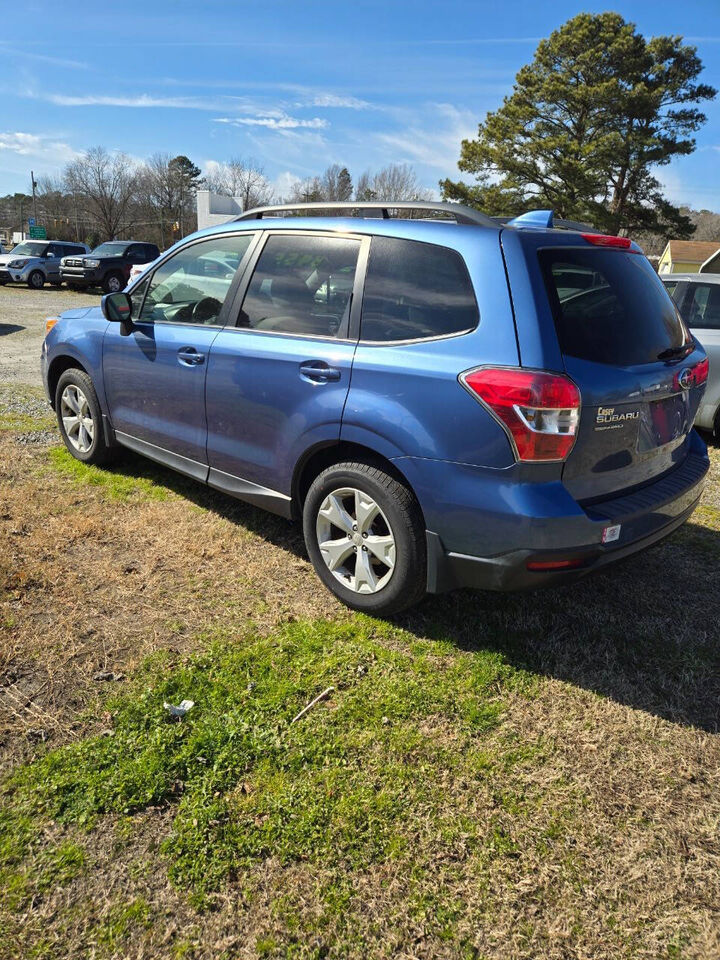2016 SUBARU Forester