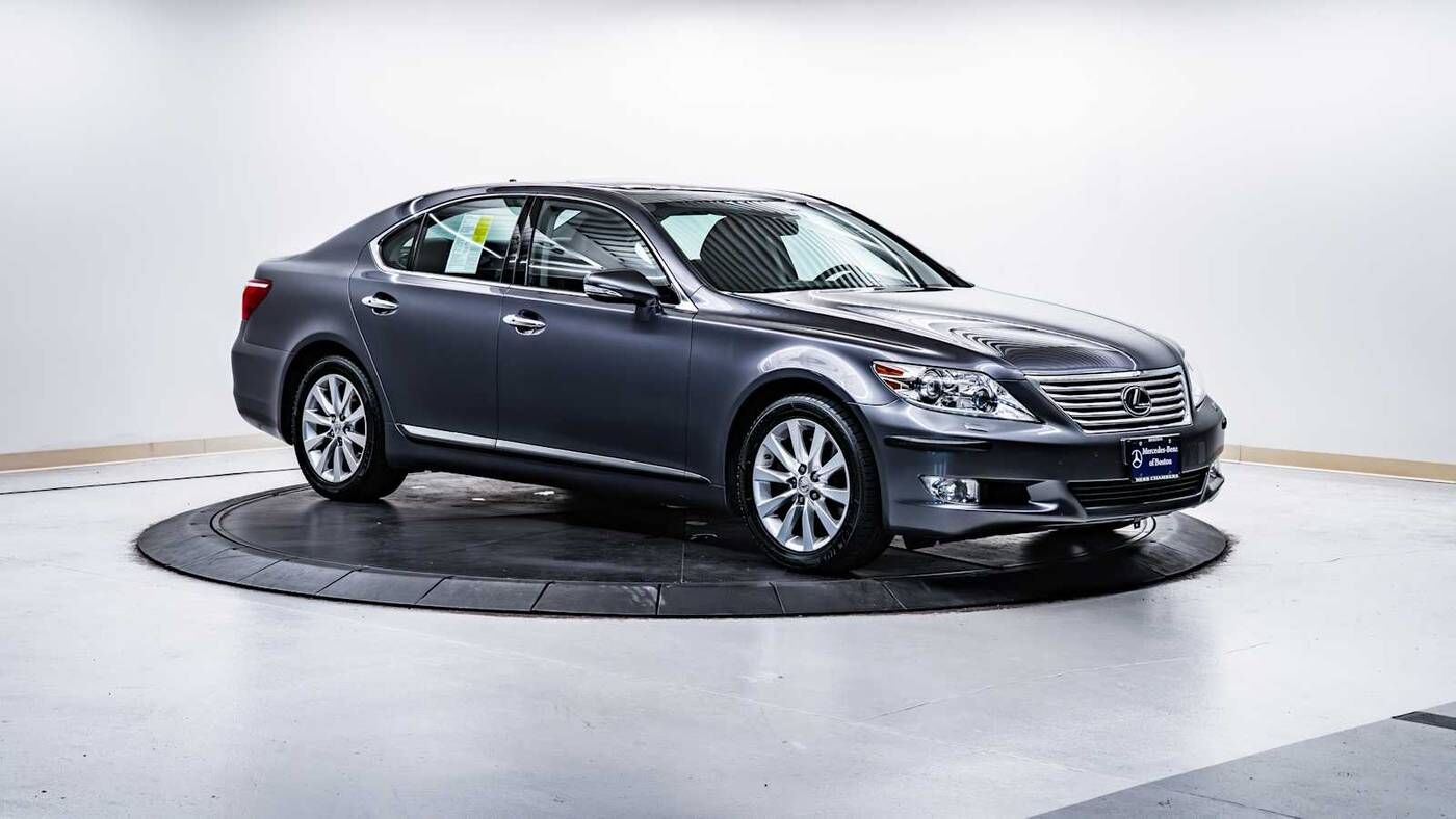 Lexus LS