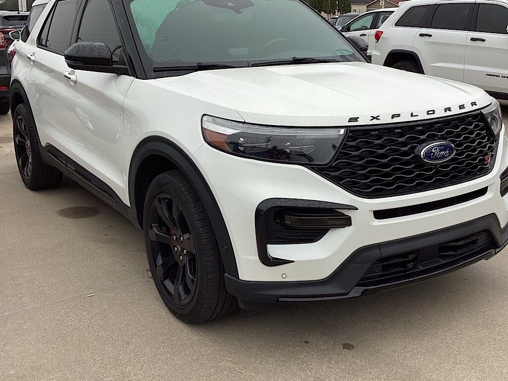 2022 FORD Explorer