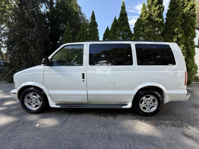 Chevrolet Astro Van