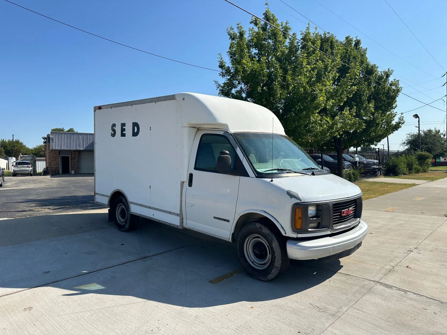GMC Savana