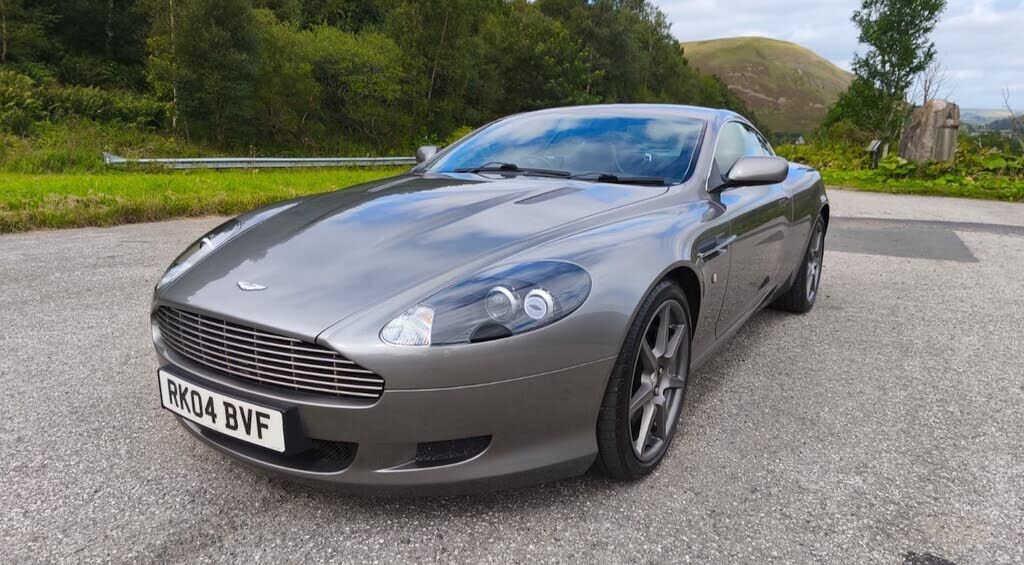 Aston Martin DB9