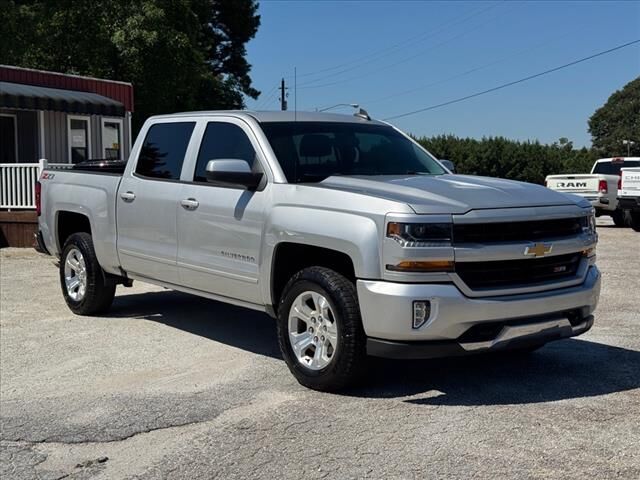 2018 CHEVROLET Silverado