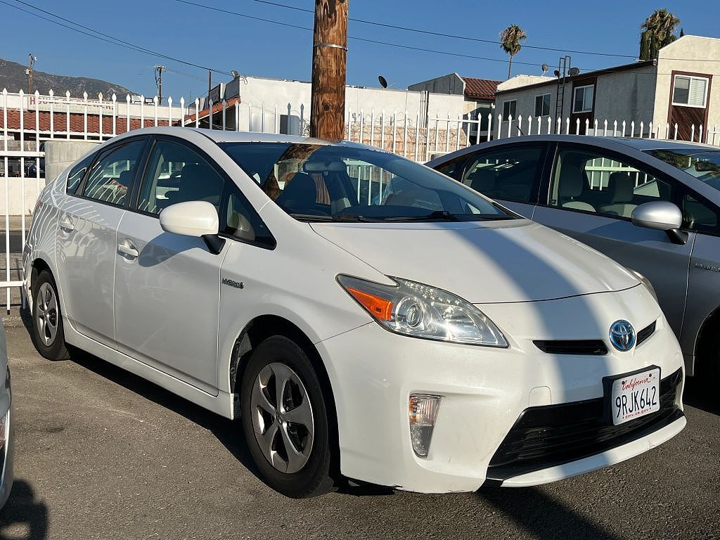 2014 Toyota PRIUS