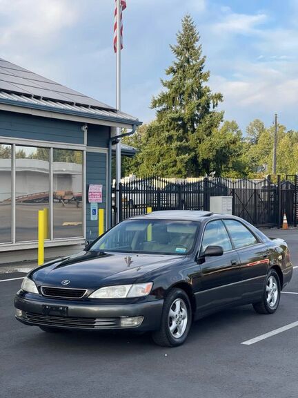 Lexus ES