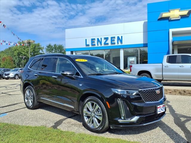 2023 CADILLAC XT6