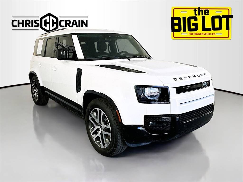 2024 LAND ROVER Defender