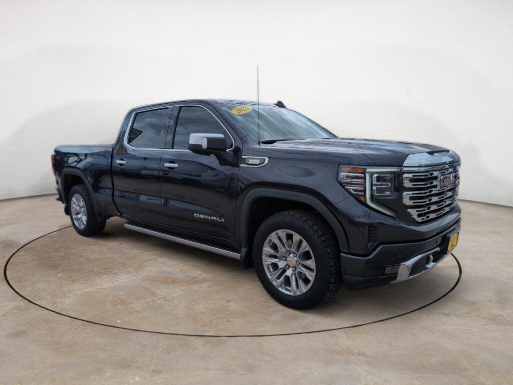 2023 GMC Sierra