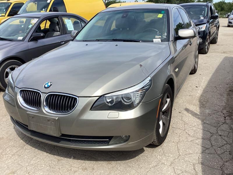 BMW 528i