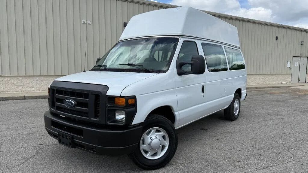 Ford E-250