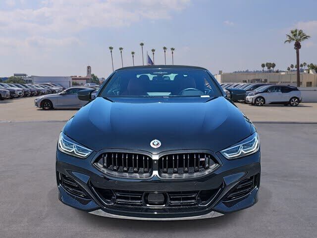 2023 BMW M850i