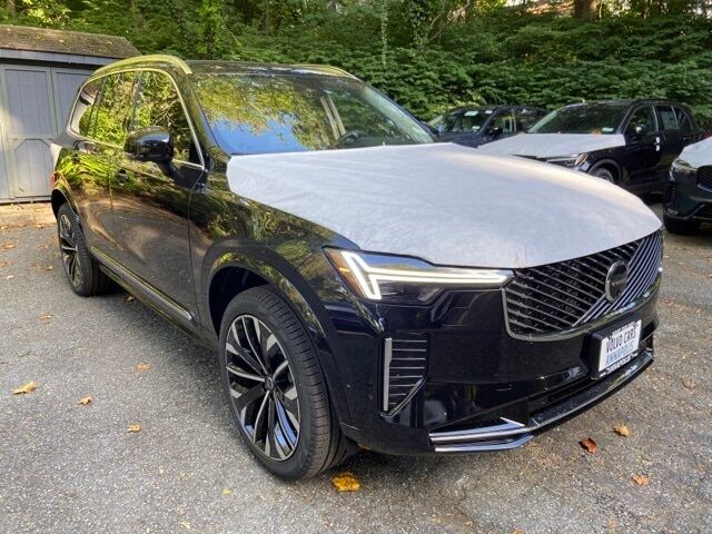 2026 VOLVO XC90