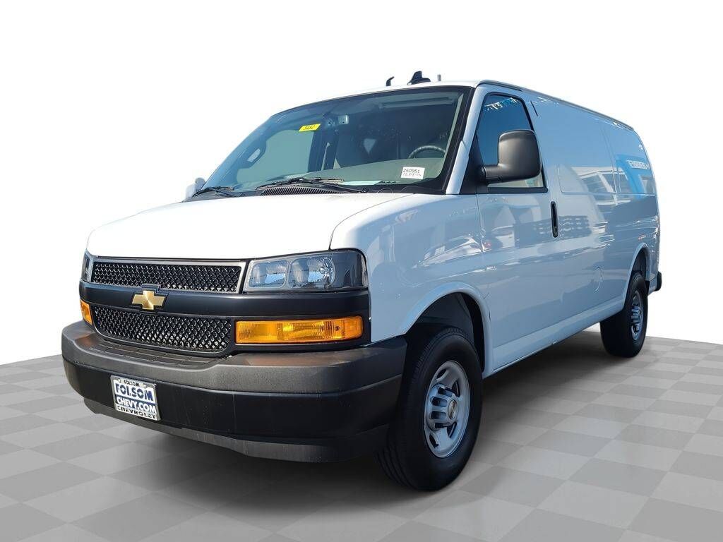 2025 CHEVROLET Express