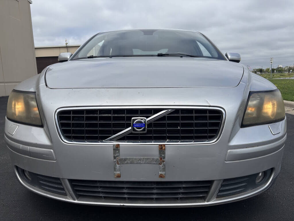 2005 VOLVO S40