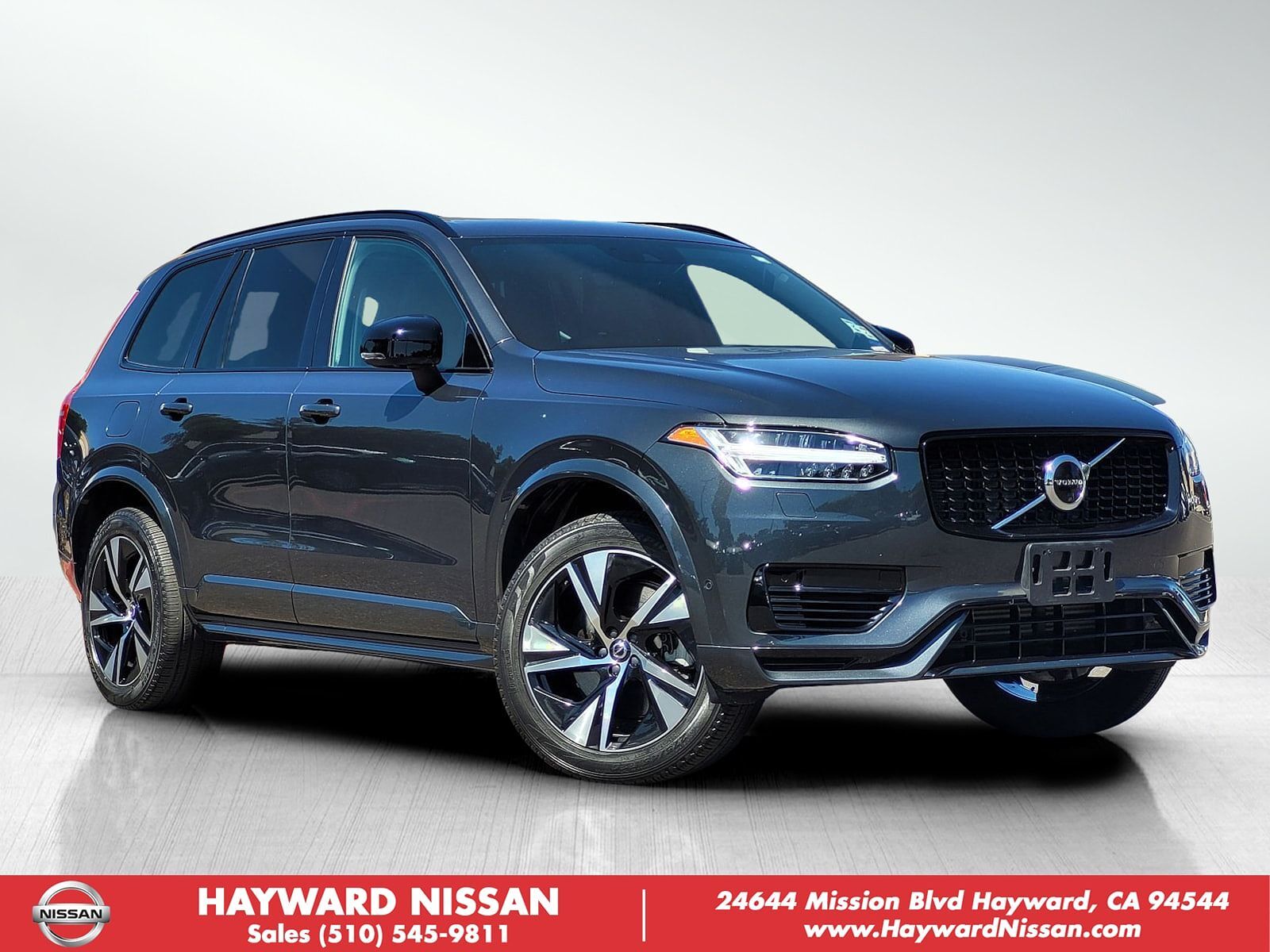 2022 VOLVO XC90