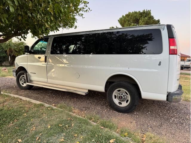 GMC Savana