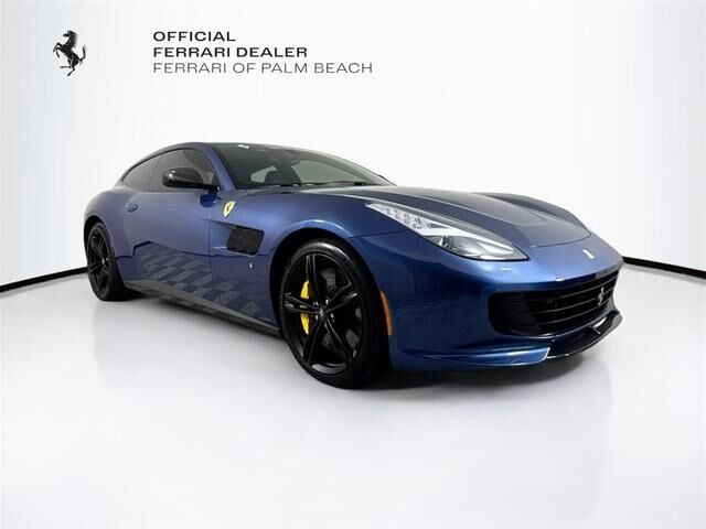 Ferrari GTC4Lusso
