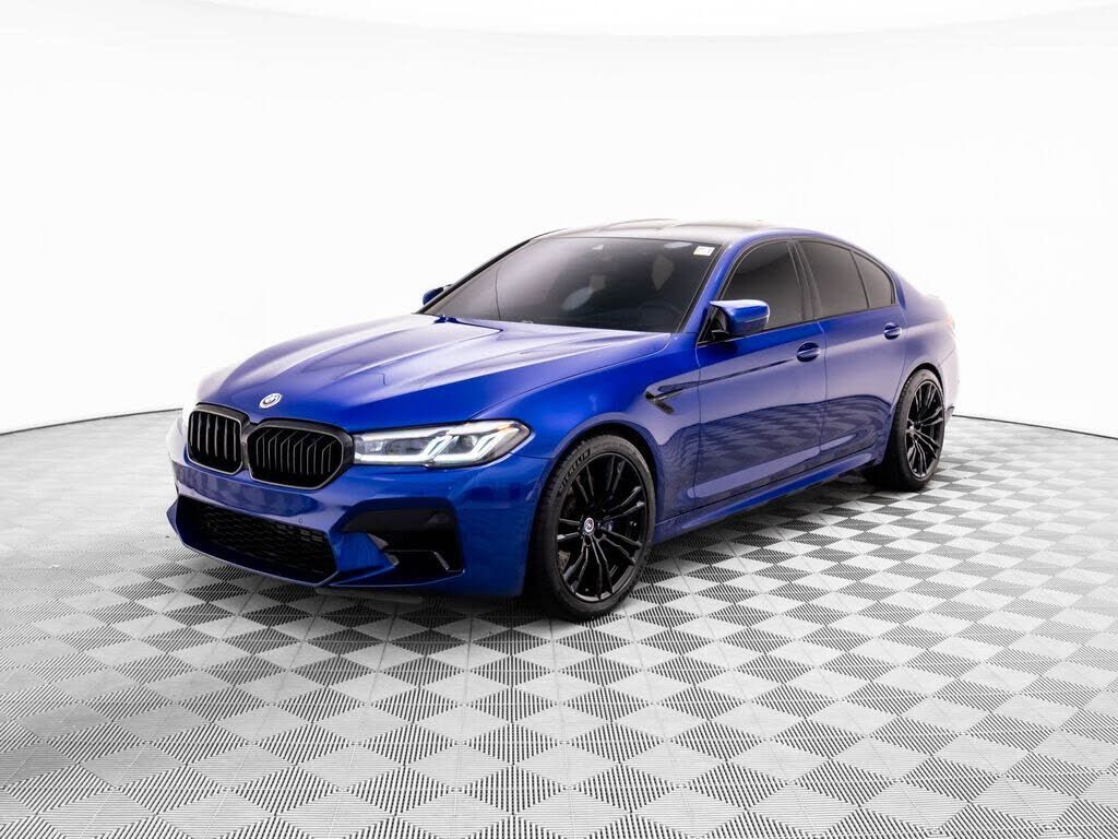 2023 BMW M5