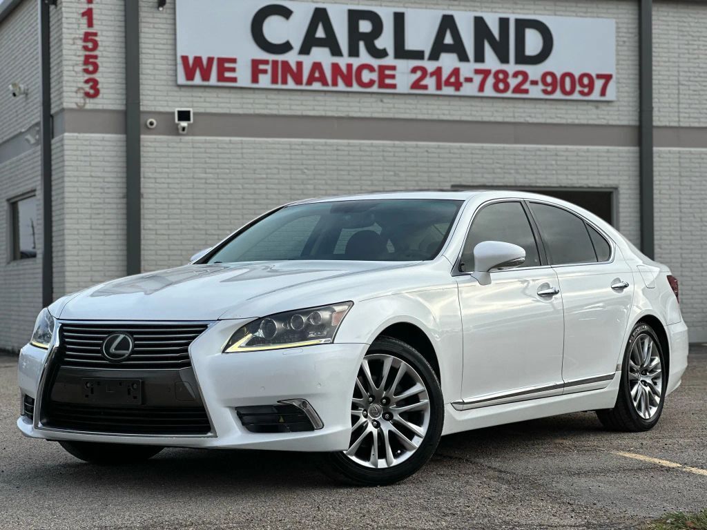Lexus LS