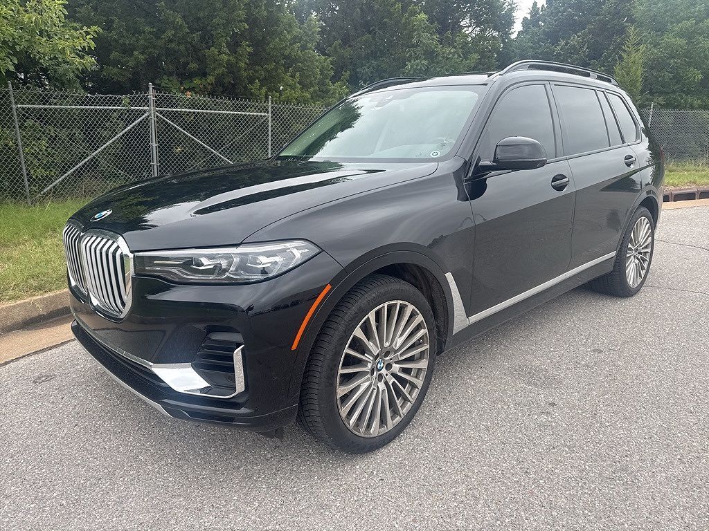 2021 BMW X7