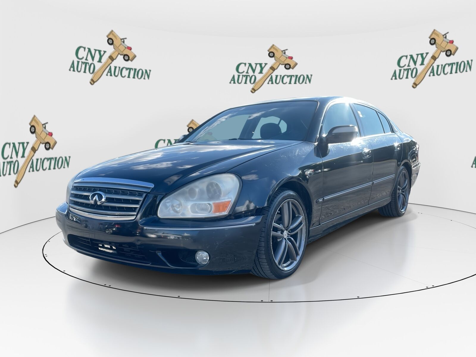 Infiniti Q45