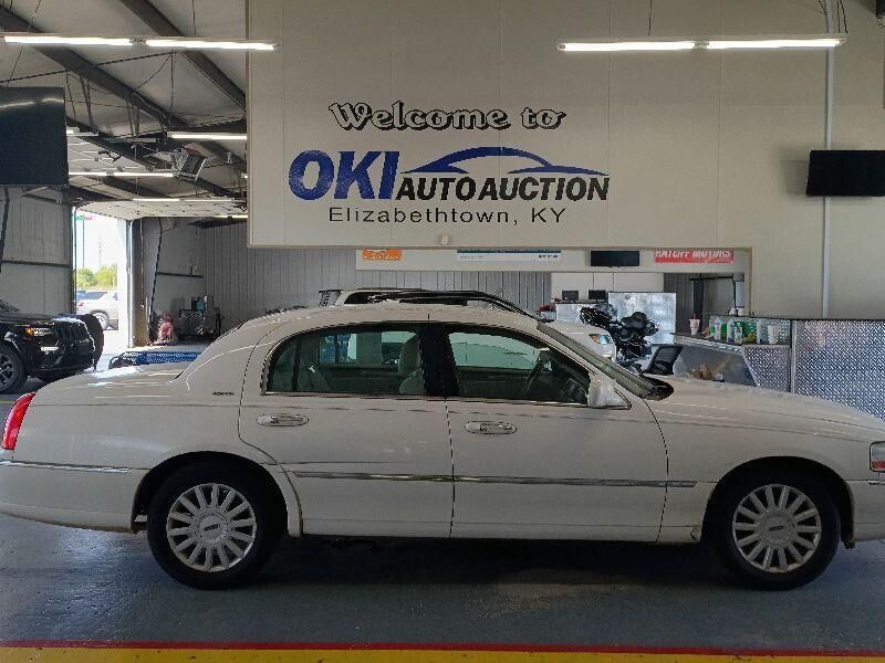 Lincoln Town Car