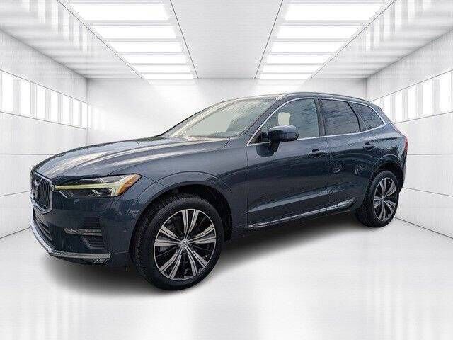 2022 VOLVO XC60