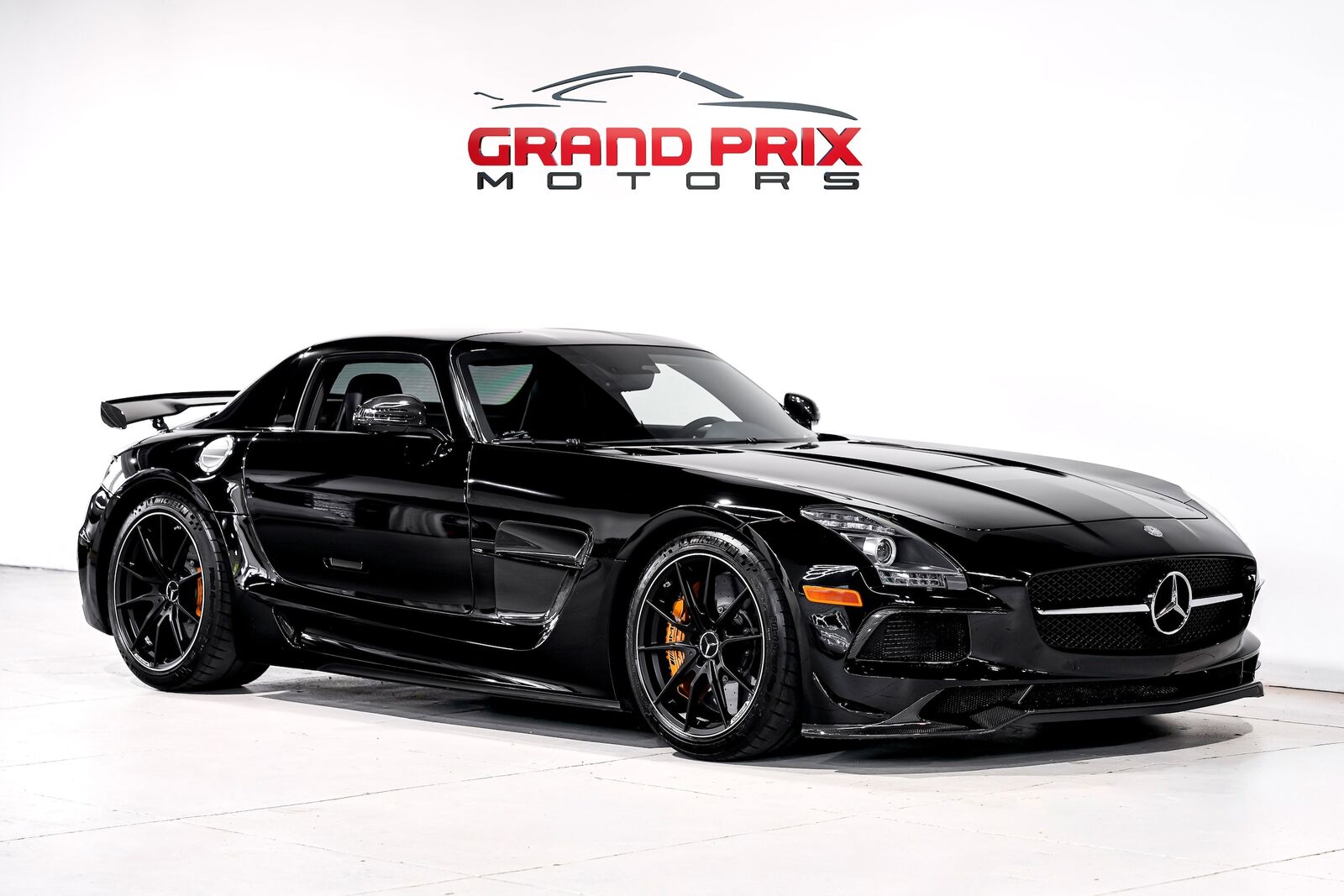 Mercedes-Benz SLS-Class