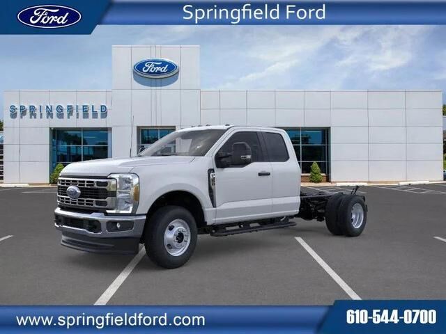 2025 FORD F-350