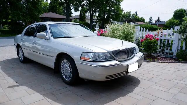 Lincoln Town Car