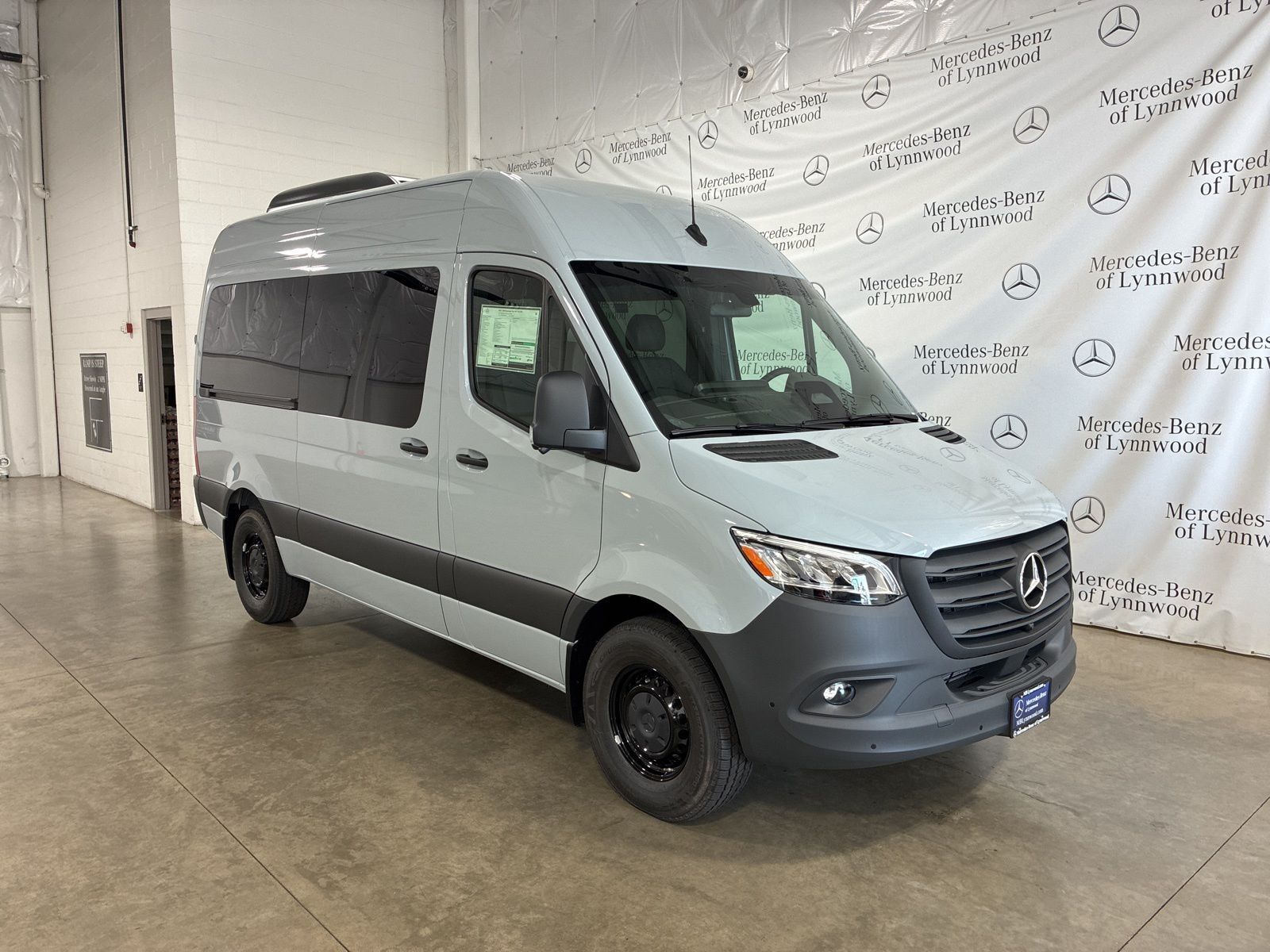 2025 MERCEDES-BENZ Sprinter