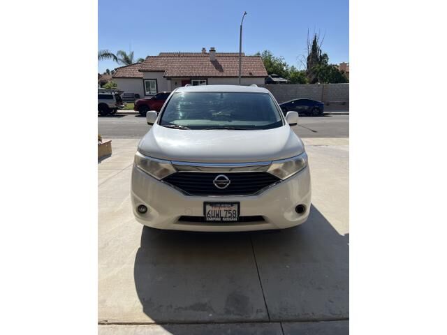 Nissan Quest