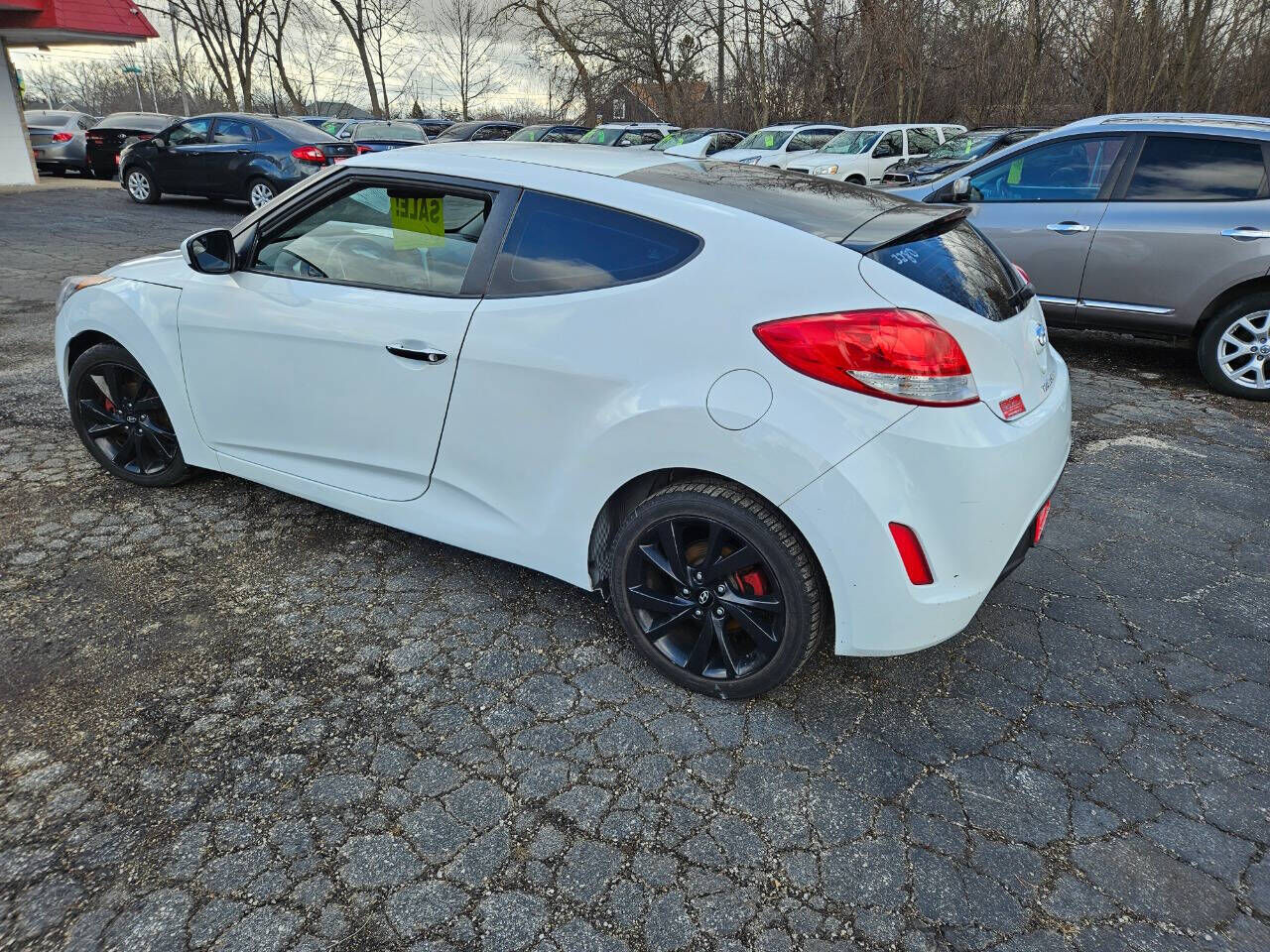 2016 HYUNDAI Veloster