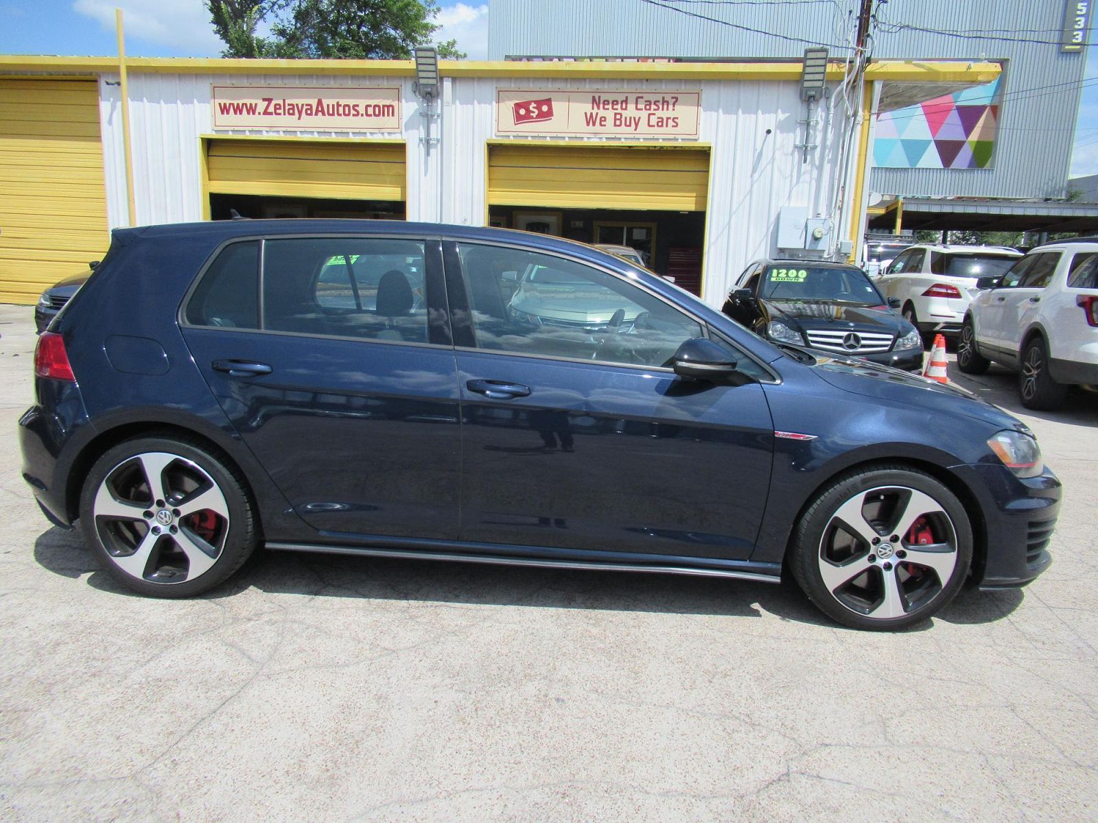 2017 VOLKSWAGEN Golf GTI