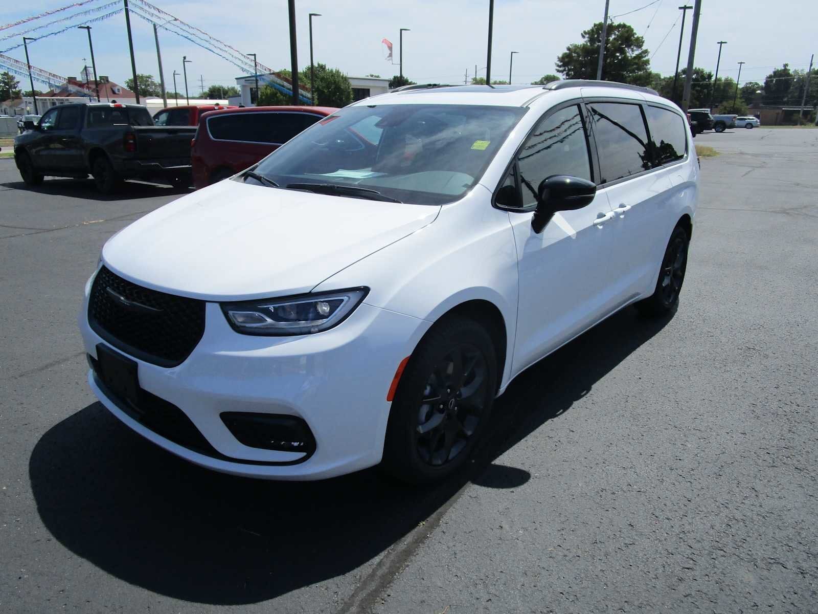 2026 CHRYSLER Pacifica