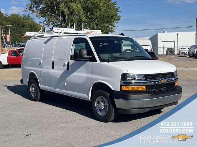 2025 CHEVROLET Express