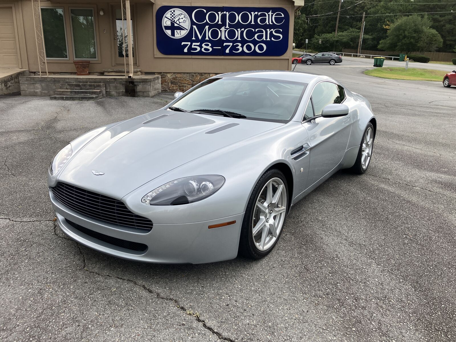 Aston Martin V8 Vantage