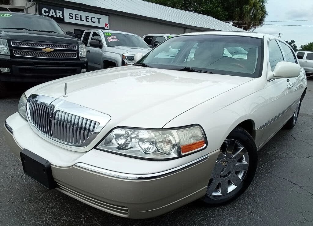 Lincoln Town Car